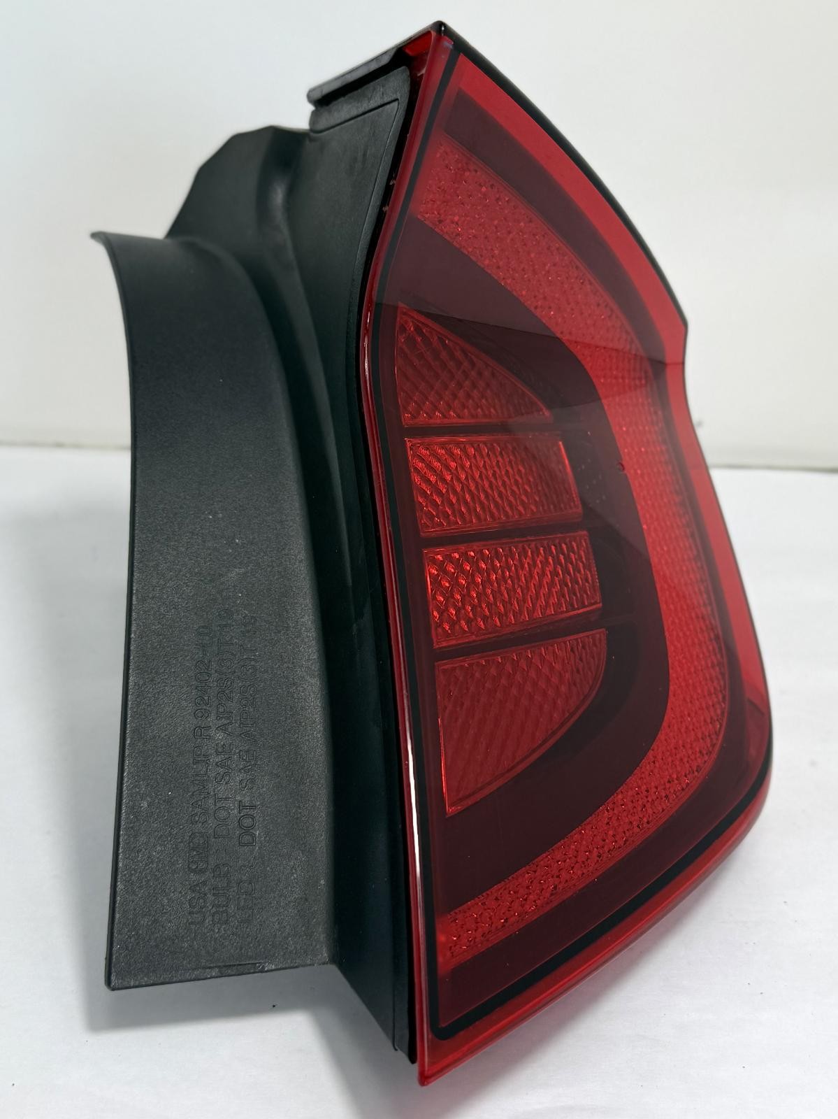 Used Right Tail Light Assembly fits: 2021 Hyundai Sonata US built LED quarter pa