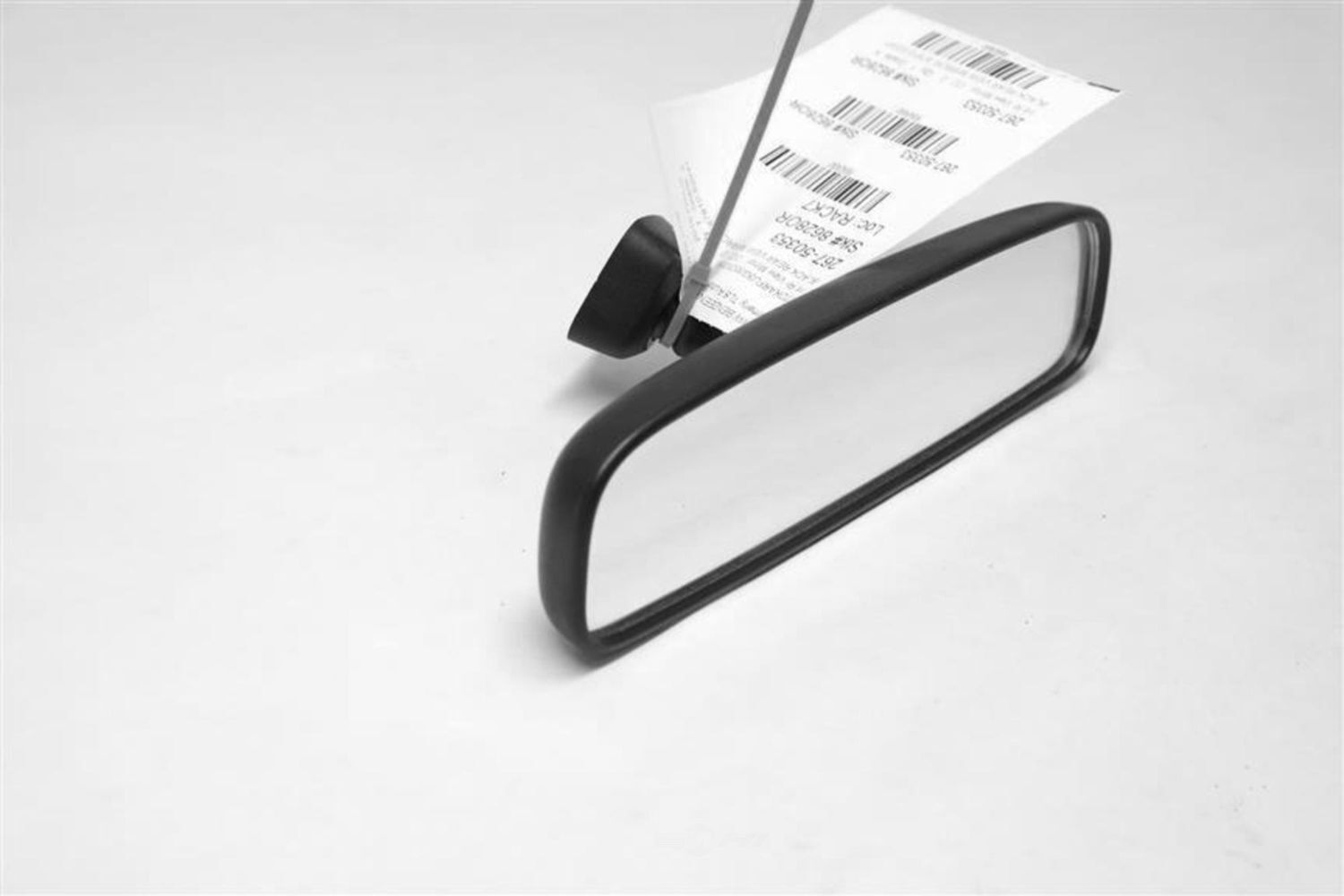 Used Front Center Interior Rear View Mirror fits: 2007 Toyota Rav4 manual dimmin