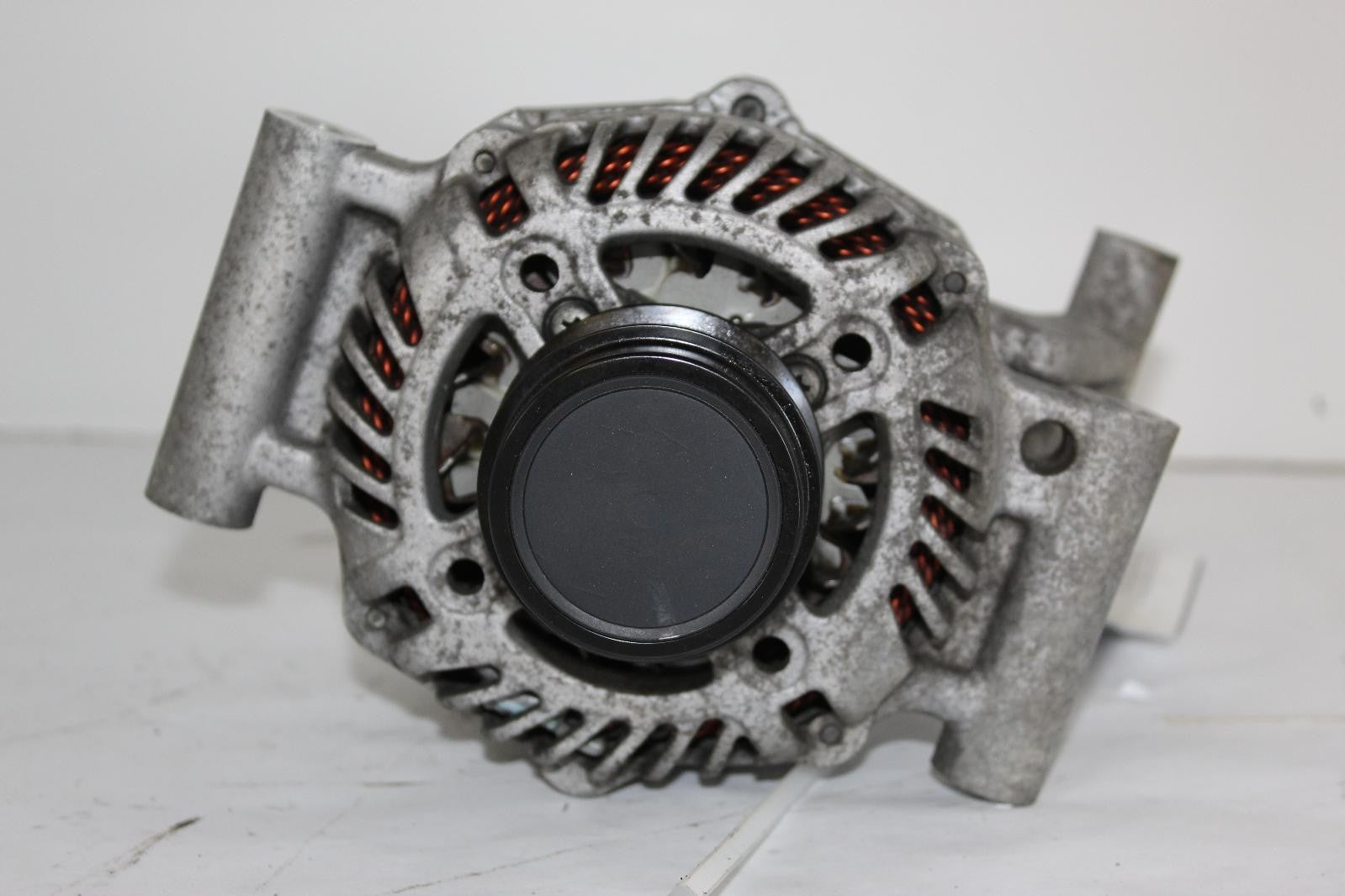 2016-2018 CHEVROLET MALIBU ALTERNATOR OEM
